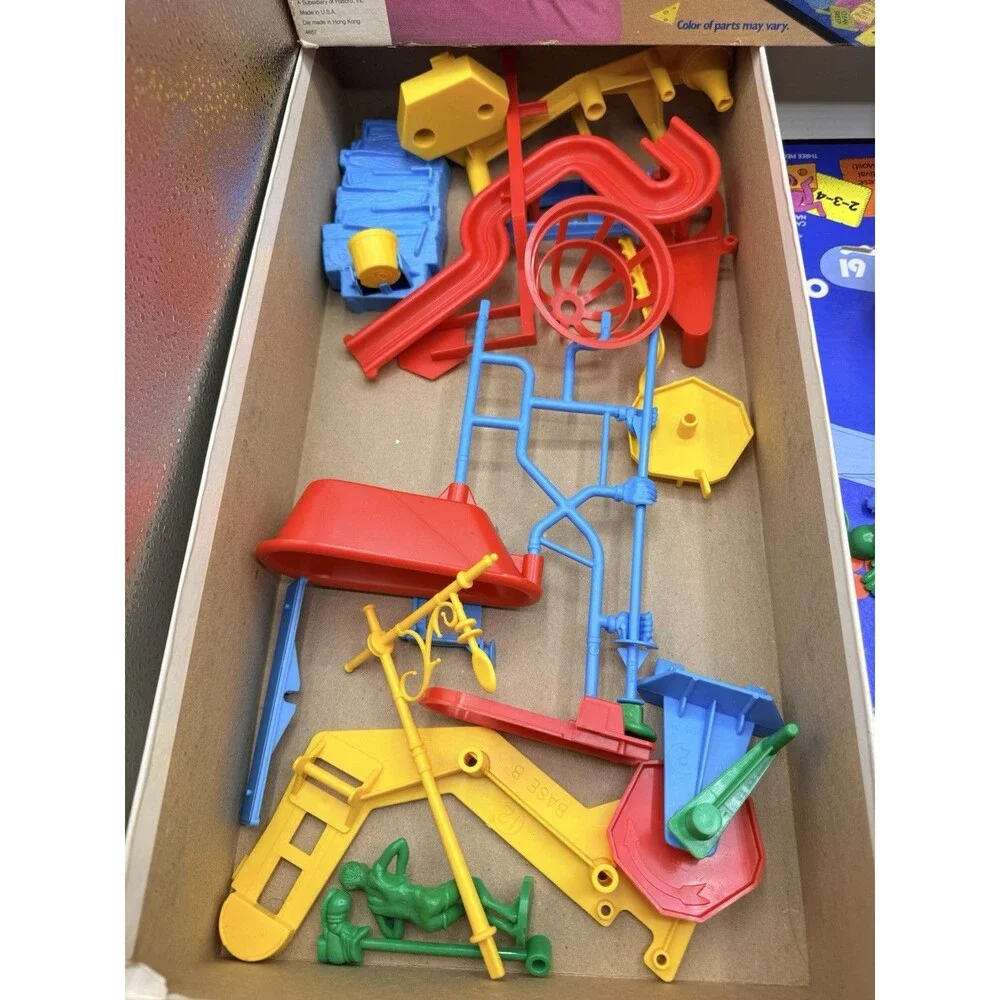 Vintage 1988 Hasbro 4657 Milton Bradley Mouse Trap Board Game